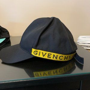Givenchy 5G hat